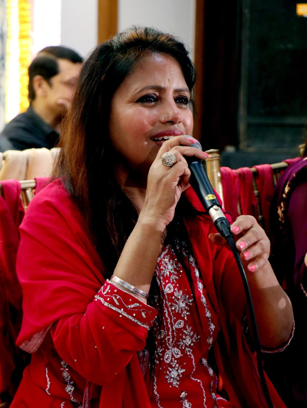 "Book Female Singer for Pheras Ceremony" or "Live Female Vocalist for Musical Pheras"  Hire Live Female Vocalist 